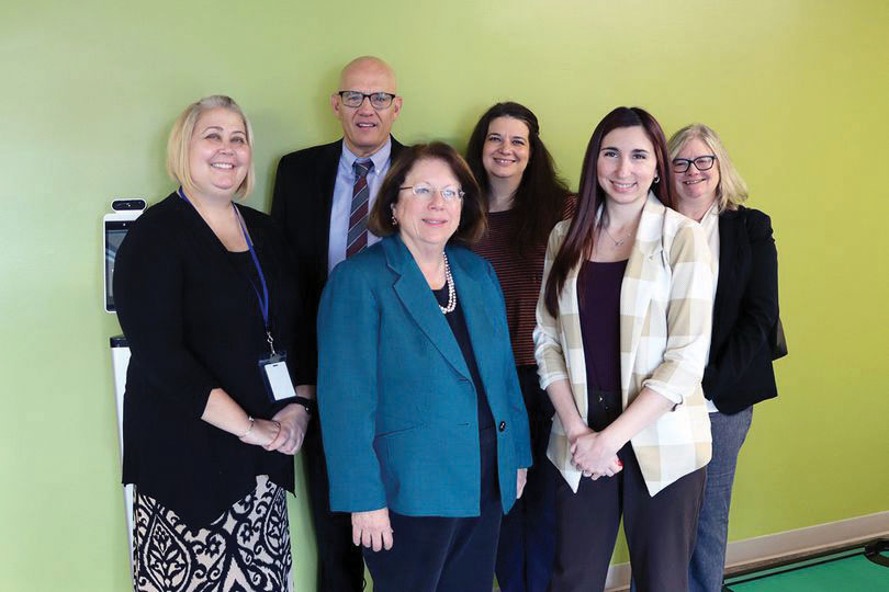 Eden_Greenstein_150p-rgb-web Assistant Majority Leader, NJ Senator Linda Greenstein (D-14) recently visited Eden Autism in Middlesex County.